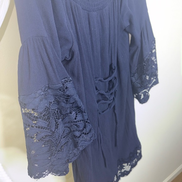 Navy Lace Bell Sleeve Dress - Picture 3 of 3
